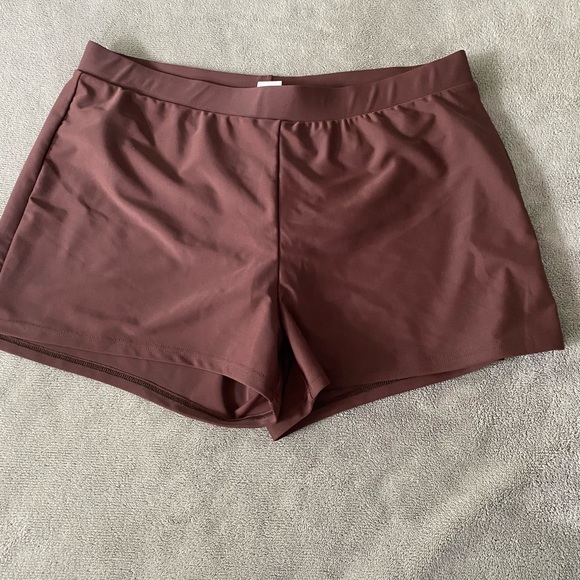 Swim shorts - Picture 1 of 5